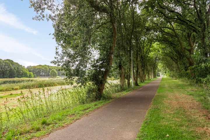 Bekijk foto 28 van Marga Klompéstraat 91