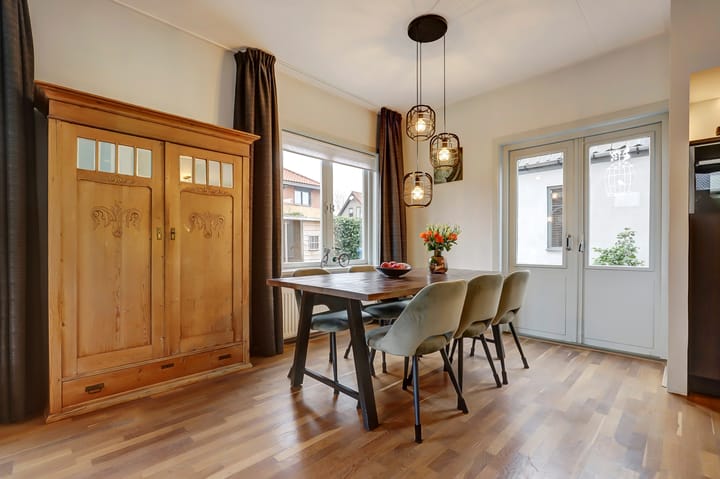 Foto 15 van Valkenweg 180