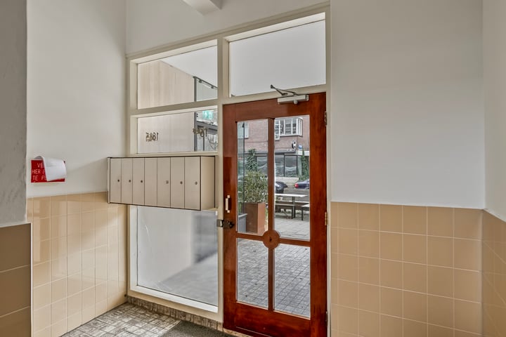 View photo 34 of Pannekoekstraat 16-D