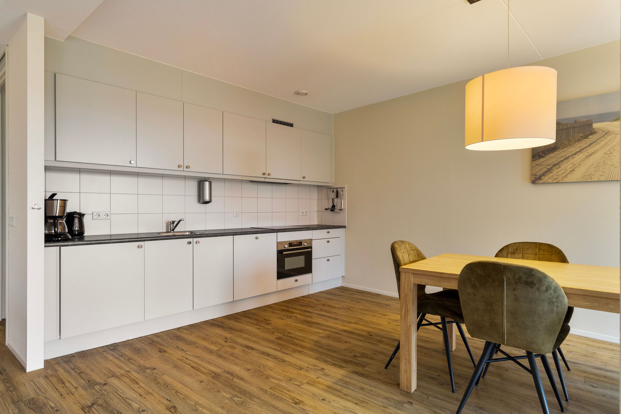 Foto 6 van Charley Tooropstraat 80