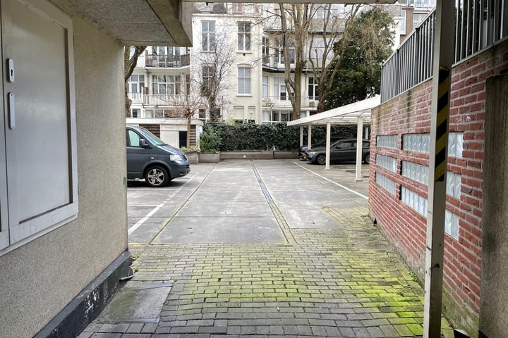 Bekijk foto 12 van Ruysdaelstraat