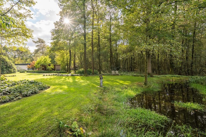 Foto 40 van Hartjesbosweg 6