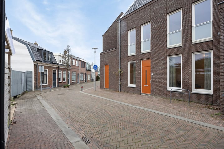 Bekijk foto 28 van Diaconiestraat 41