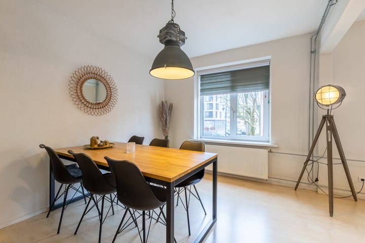 Foto 19 van Mgr. Zwijsenstraat 11