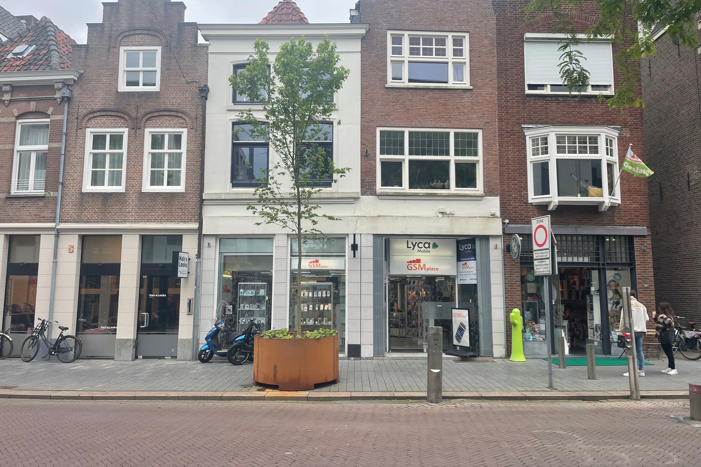 View photo 1 of Orthenstraat 11-13