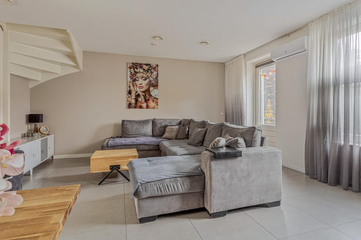 Foto 9 van Van Leeuwenhoekstraat 179