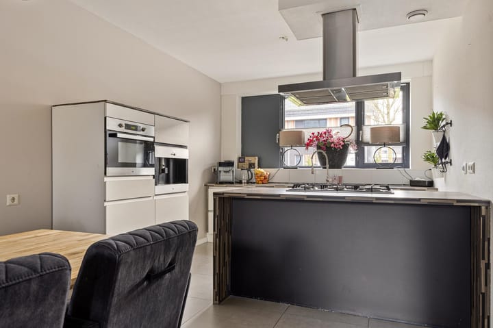 Foto 13 van Van Leeuwenhoekstraat 179