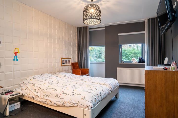 Foto 12 van Dr. Benthemstraat 105