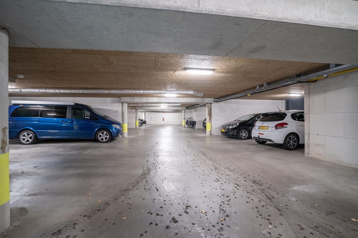 Foto 16 van Dr. Benthemstraat 105