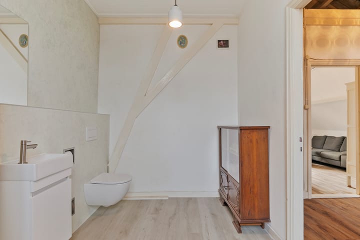 Foto 16 van Vlooswijkstraat 59