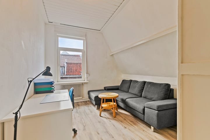 Foto 18 van Vlooswijkstraat 59