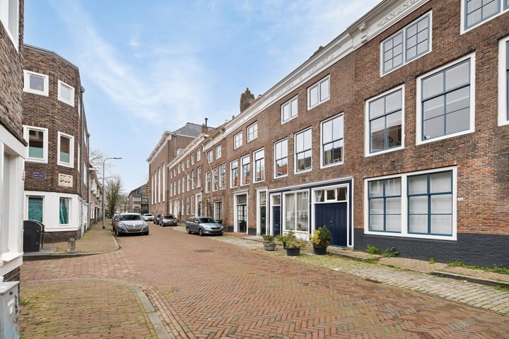 Bekijk foto 3 van Bree 38