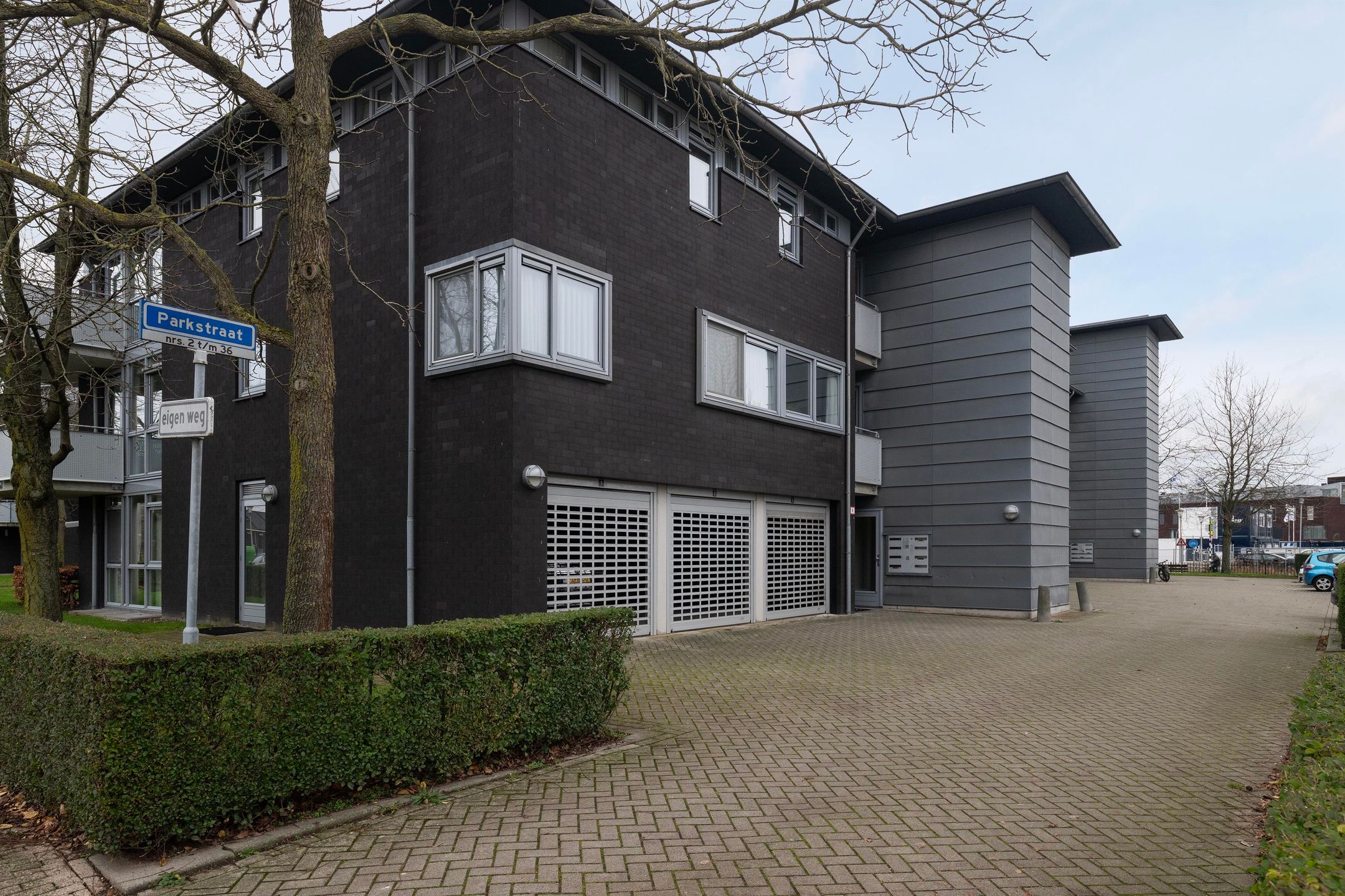 Photo 30 of Parkstraat 14