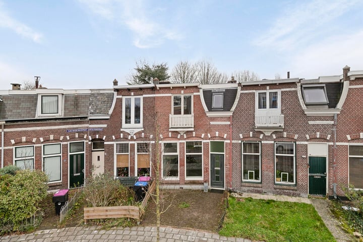 Bekijk foto 3 van Pieter Feddesstraat 41