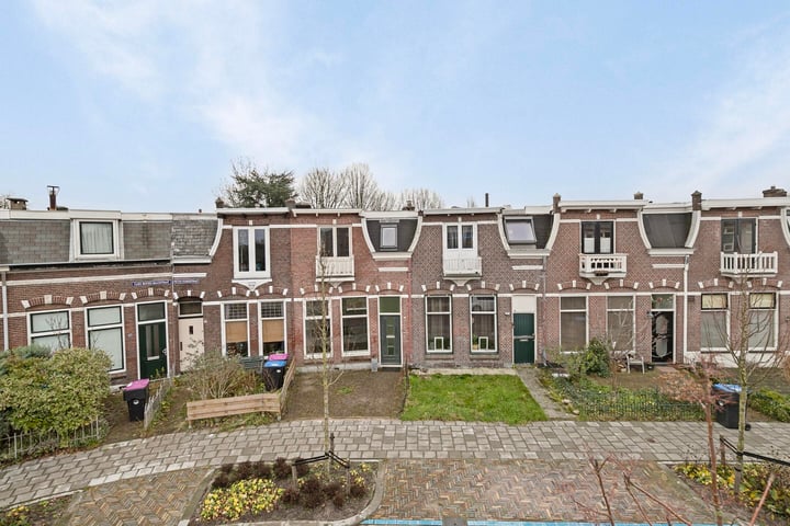 Bekijk foto 44 van Pieter Feddesstraat 41