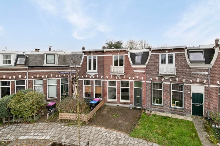 Bekijk foto 1 van Pieter Feddesstraat 41