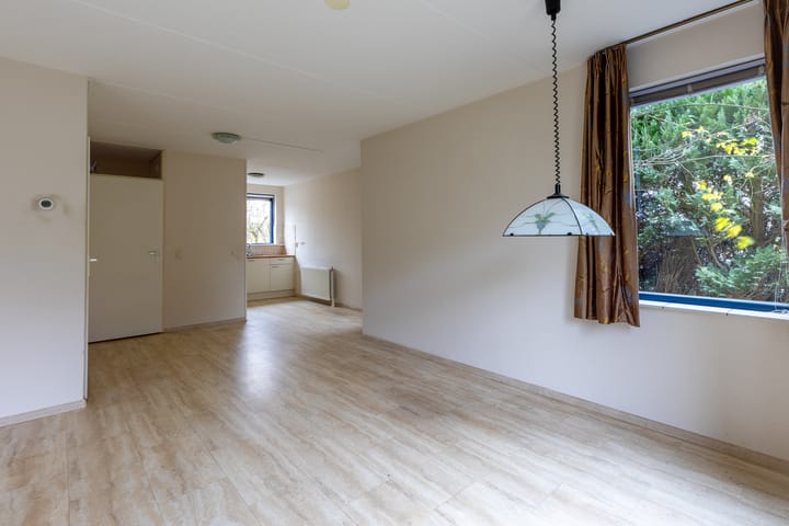 Photo 4 of Mr. Jacob Anton Schorerstraat 42