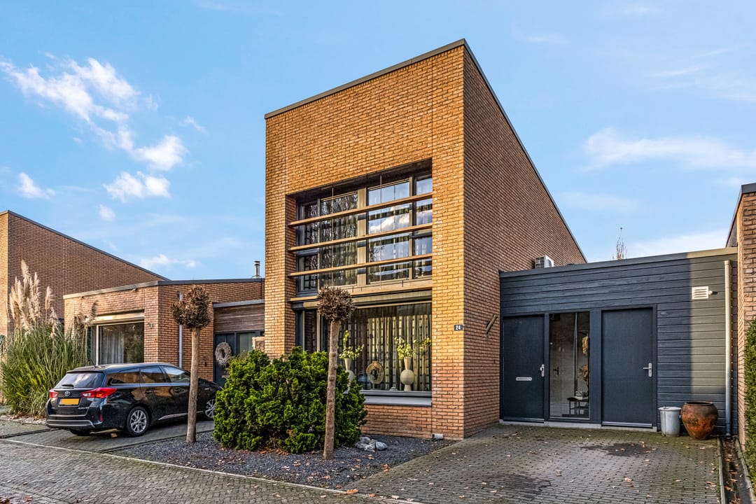 Foto 1 van Claustrum 24