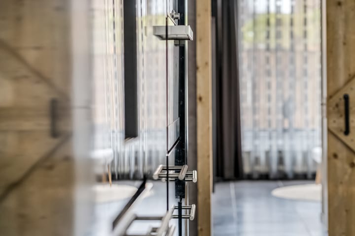 Photo 19 of Claustrum 24