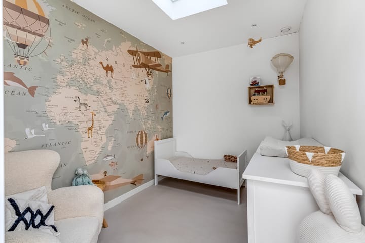 Photo 33 of Claustrum 24