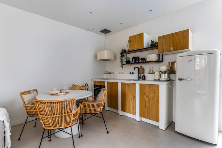 Photo 40 of Claustrum 24