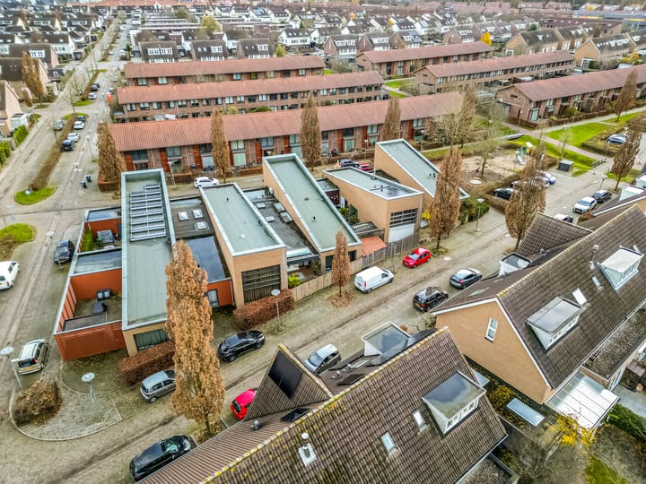 Photo 59 of Claustrum 24