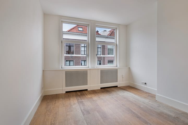 Foto 8 van 1e De Riemerstraat 17