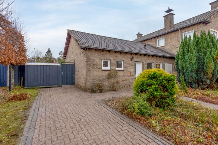 Foto 4 van Dr. Poelsstraat 17