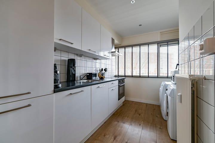 Foto 15 van Merelstraat 266