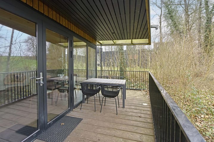 Photo 3 of Euverem 52-25