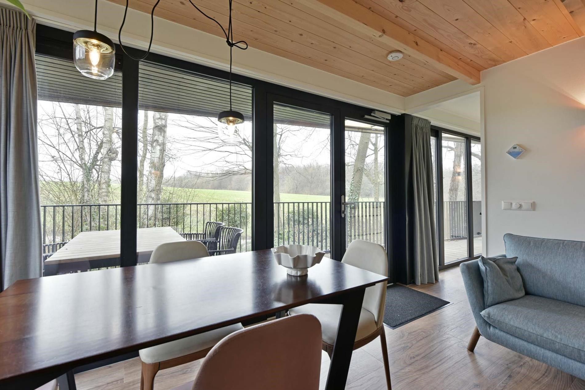 Photo 9 of Euverem 52-25