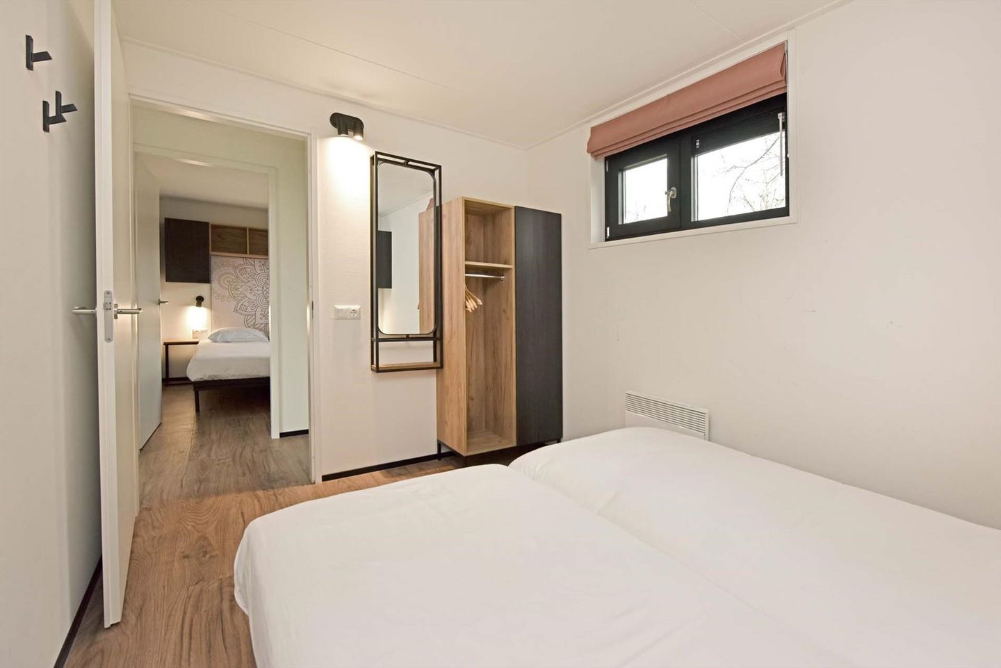 Photo 14 of Euverem 52-25