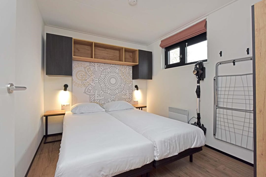 Photo 16 of Euverem 52-25