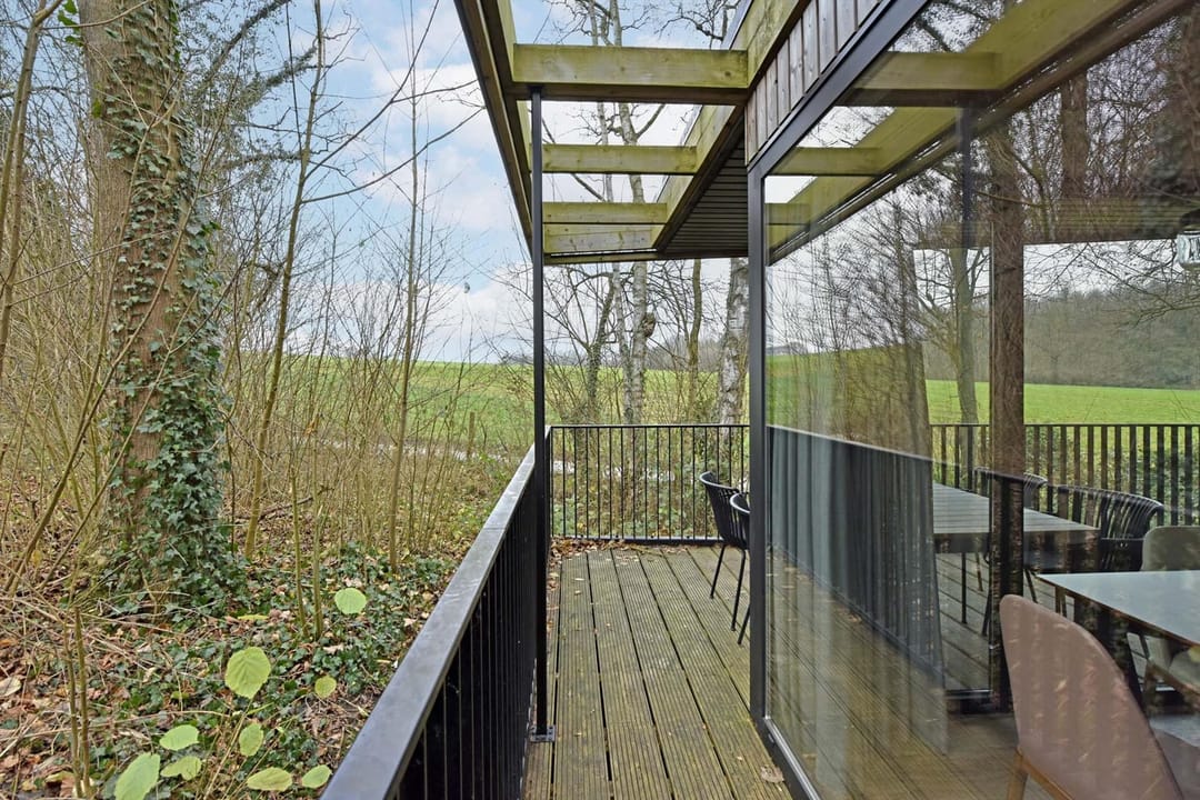 Photo 22 of Euverem 52-25