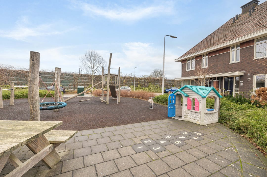 Foto 28 van Doggersbanklaan 28