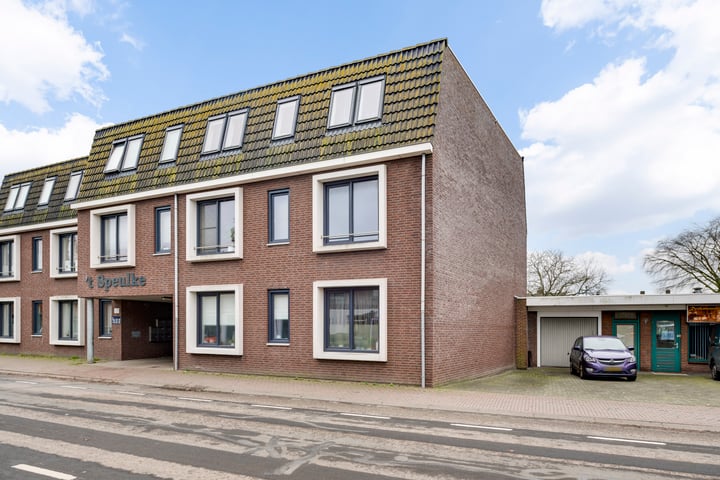 Bekijk foto 1 van Onze Lieve Vrouwestraat 46-B1