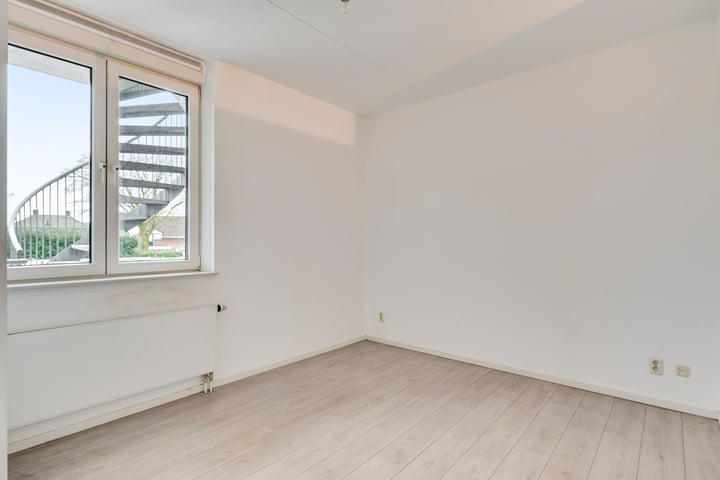 Bekijk foto 3 van Onze Lieve Vrouwestraat 46-B1