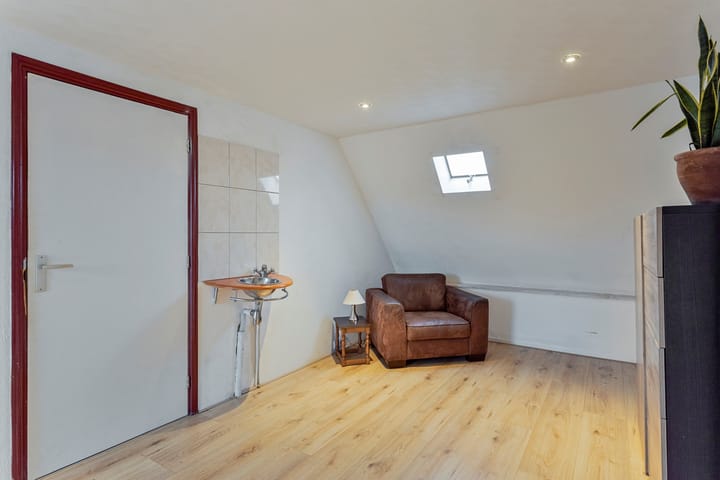 Foto 23 van Instraat 10