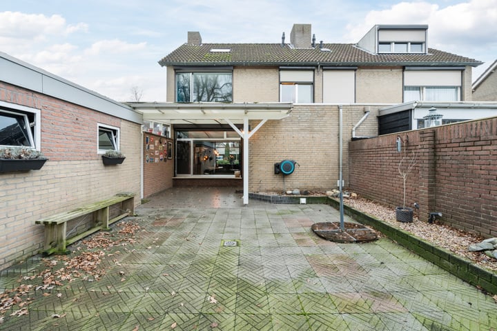 Bekijk foto 47 van Zr Persoonsstraat 6