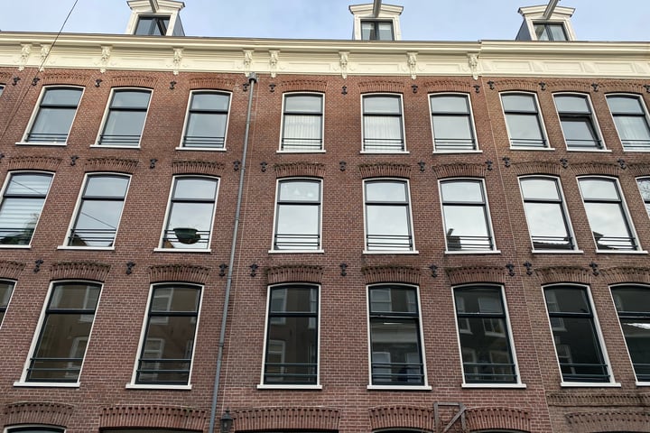 Bekijk foto 3 van Quellijnstraat 27-B