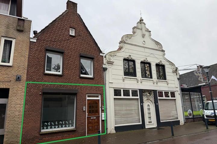 View photo 2 of Steenstraat 24