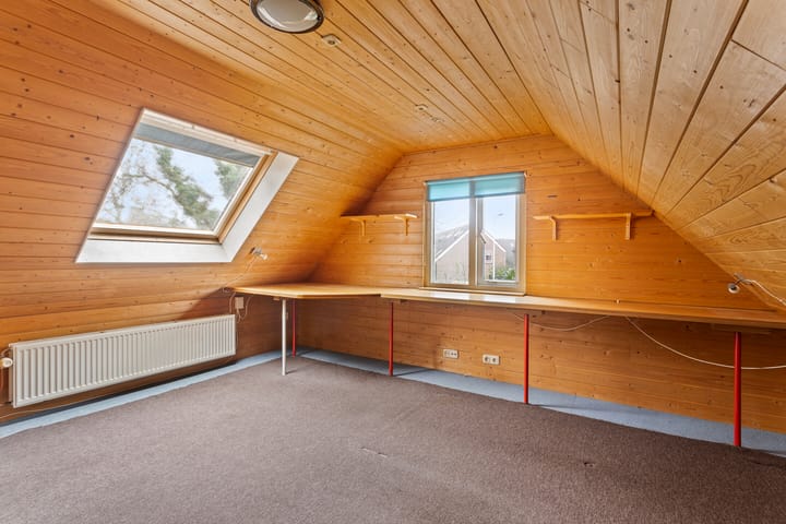 Foto 24 van Hemstea 30