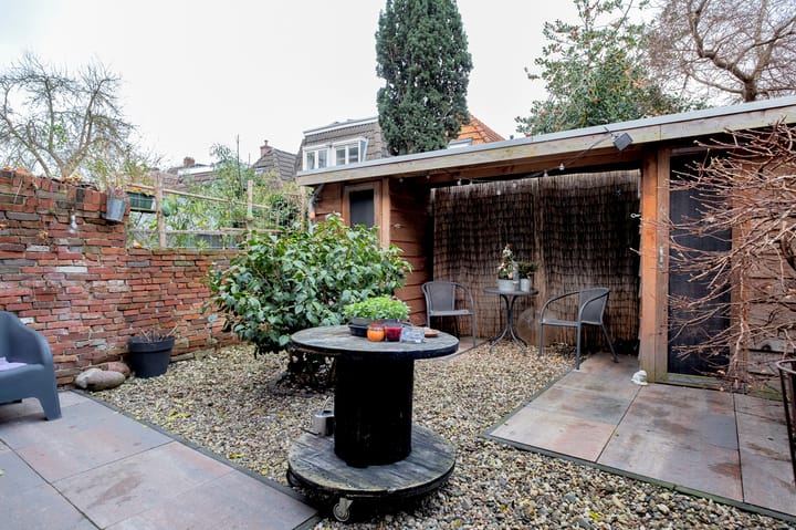 Foto 3 van Warmoesstraat 47