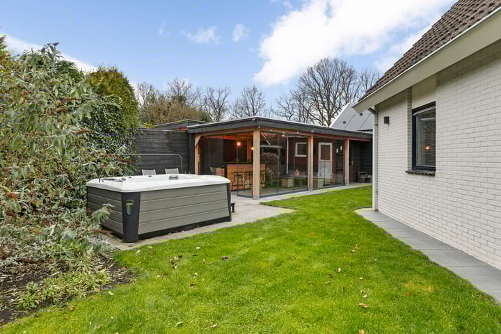 Photo 40 of Bosmanstraat 22