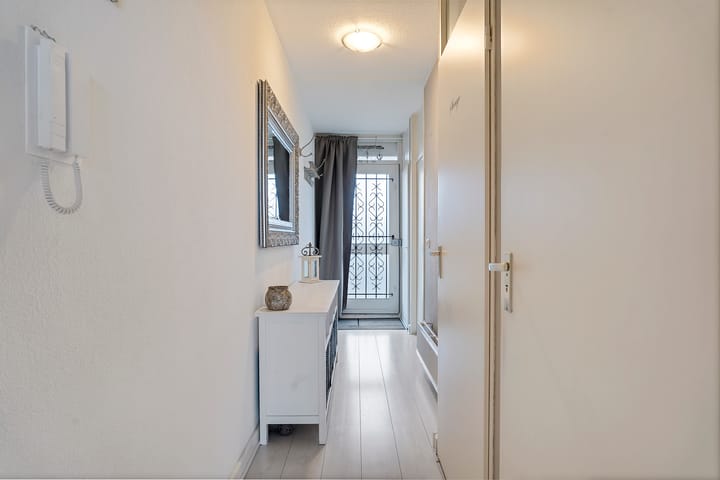 Photo 6 of Westvest 125