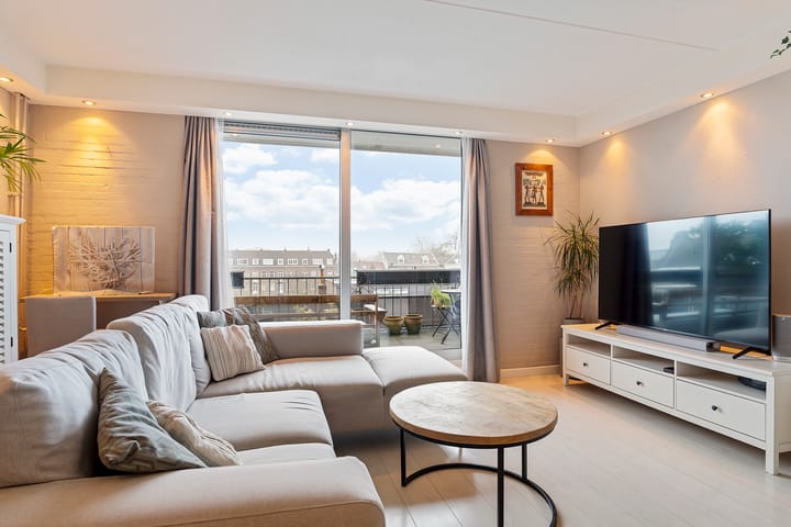 Photo 10 of Westvest 125