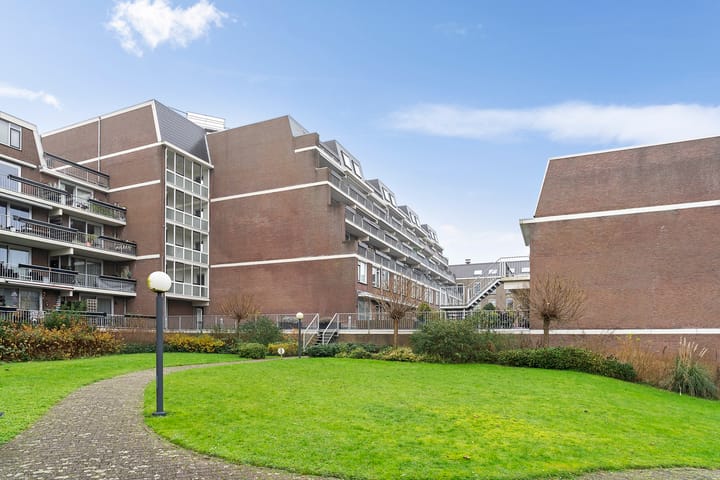 Photo 29 of Westvest 125