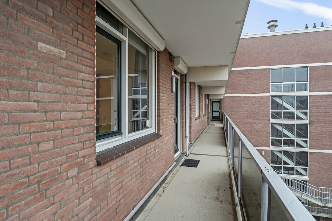 Photo 37 of Westvest 125