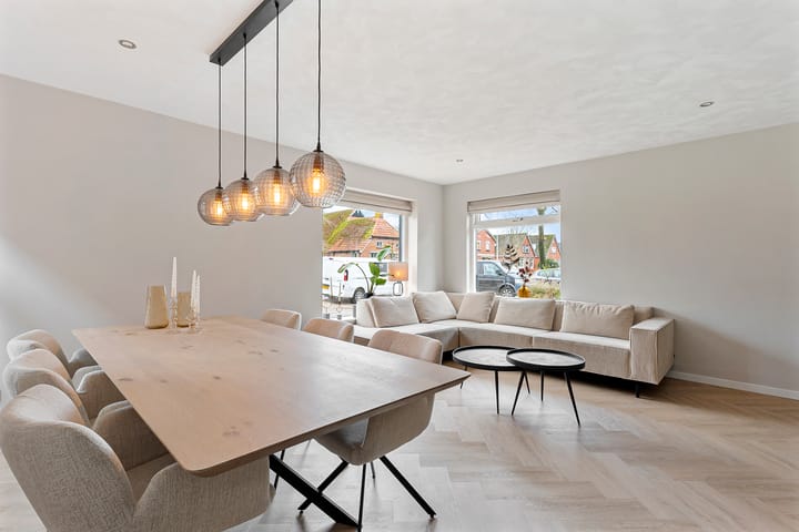 Foto 2 van Van Akenwei 53