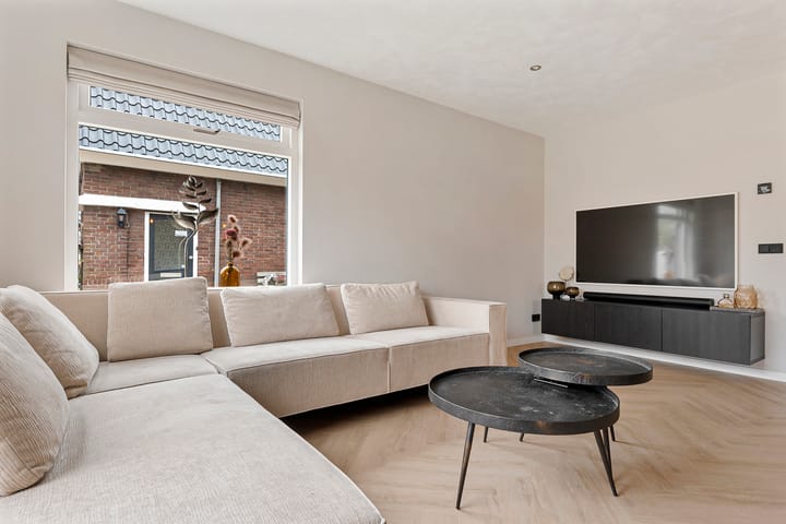 Foto 4 van Van Akenwei 53